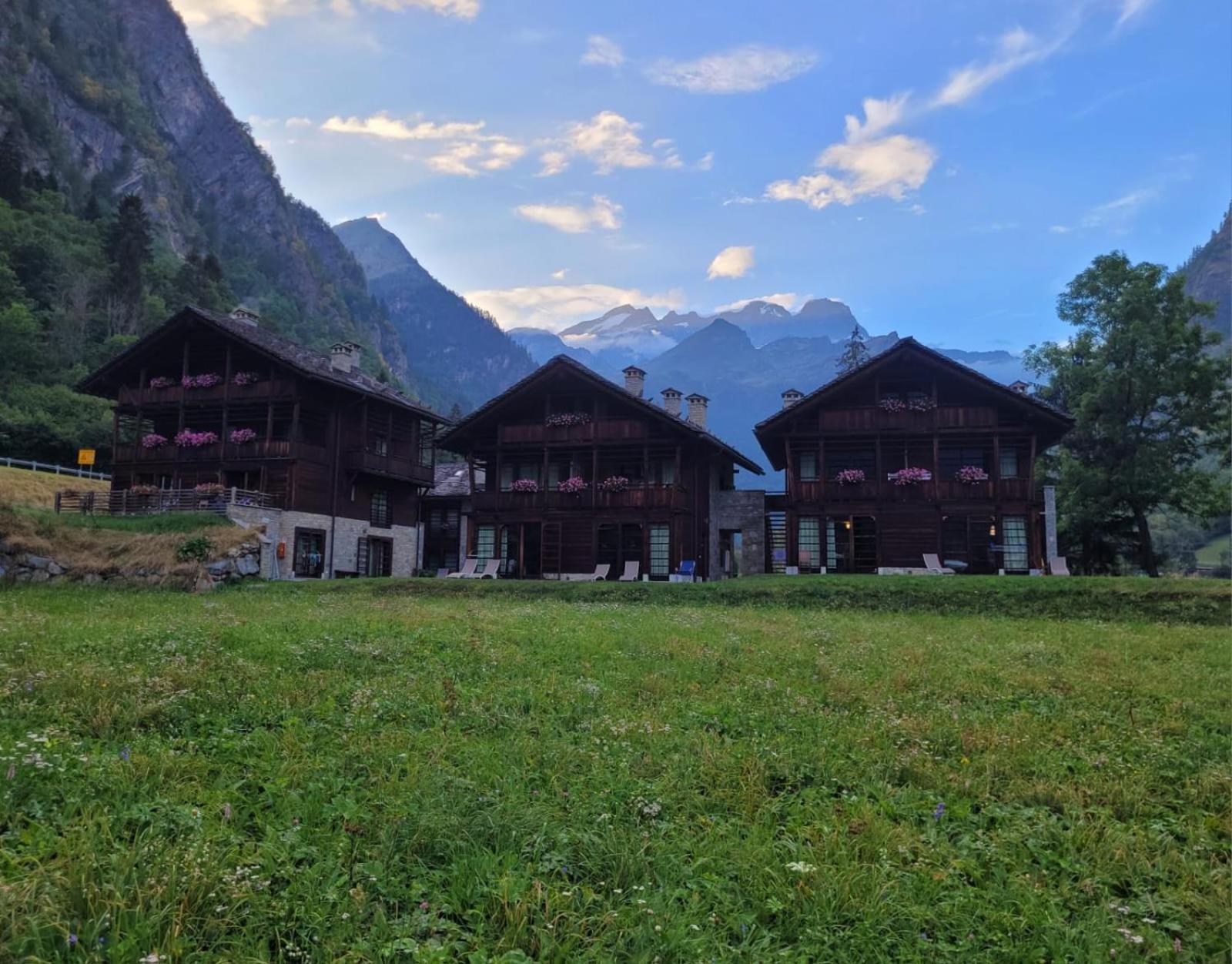 Pietre Gemelle Resort Аланья-Вальсезія Екстер'єр фото